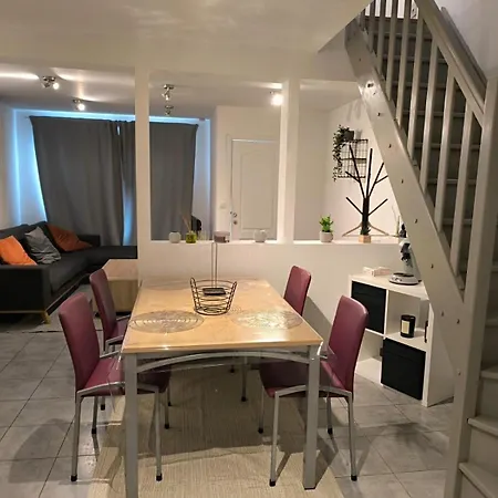 Charmante Maison 2 A Obourg-mons Engyh House2 Apartament *