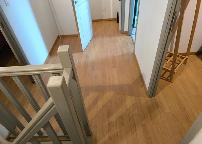 Charmante Maison 2 A Obourg-mons Engyh House2 * Mons