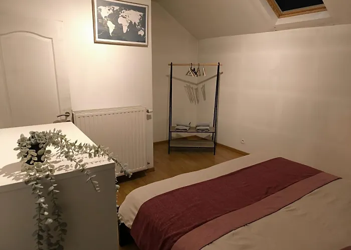 Apartament Charmante Maison 2 A Obourg-mons Engyh House2 Mons