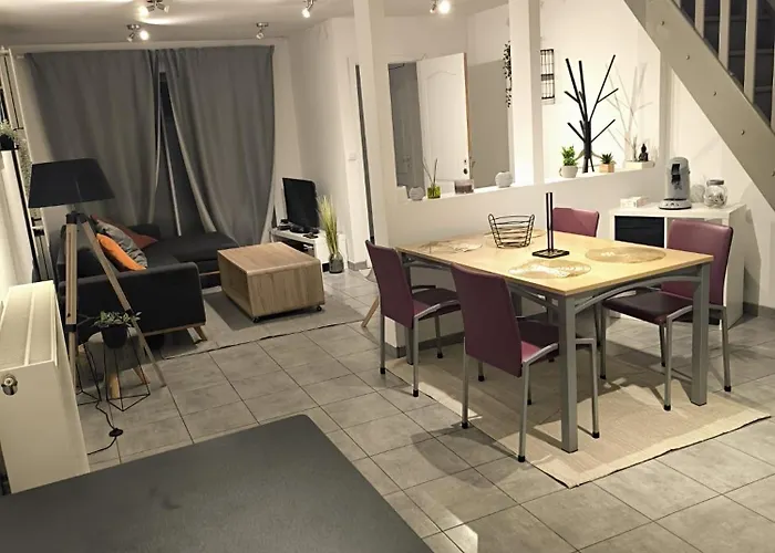 Charmante Maison 2 A Obourg-mons Engyh House2 Apartament