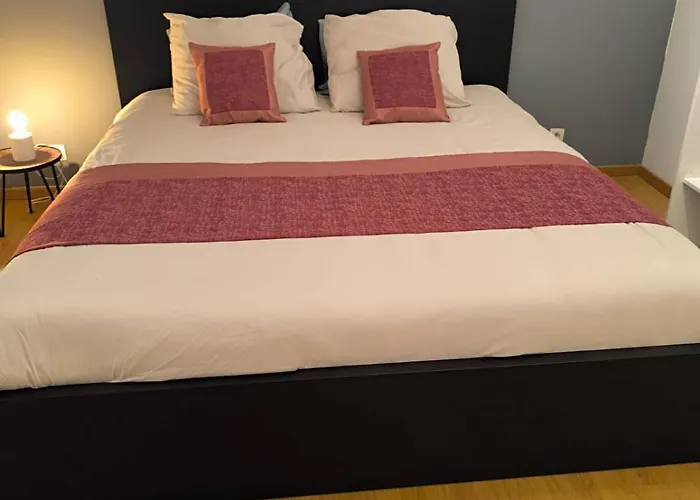 Apartament Charmante Maison 2 A Obourg-mons Engyh House2